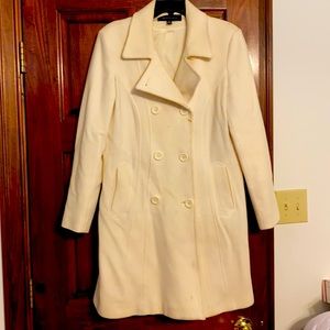 Women’s winter white 3/4 dress coat